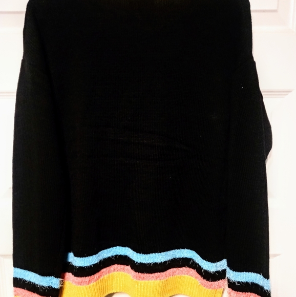 Joyland NWT "Ugly" Christmas Sweater Black Knit Embellished Penguin Sz. L - Picture 5 of 8